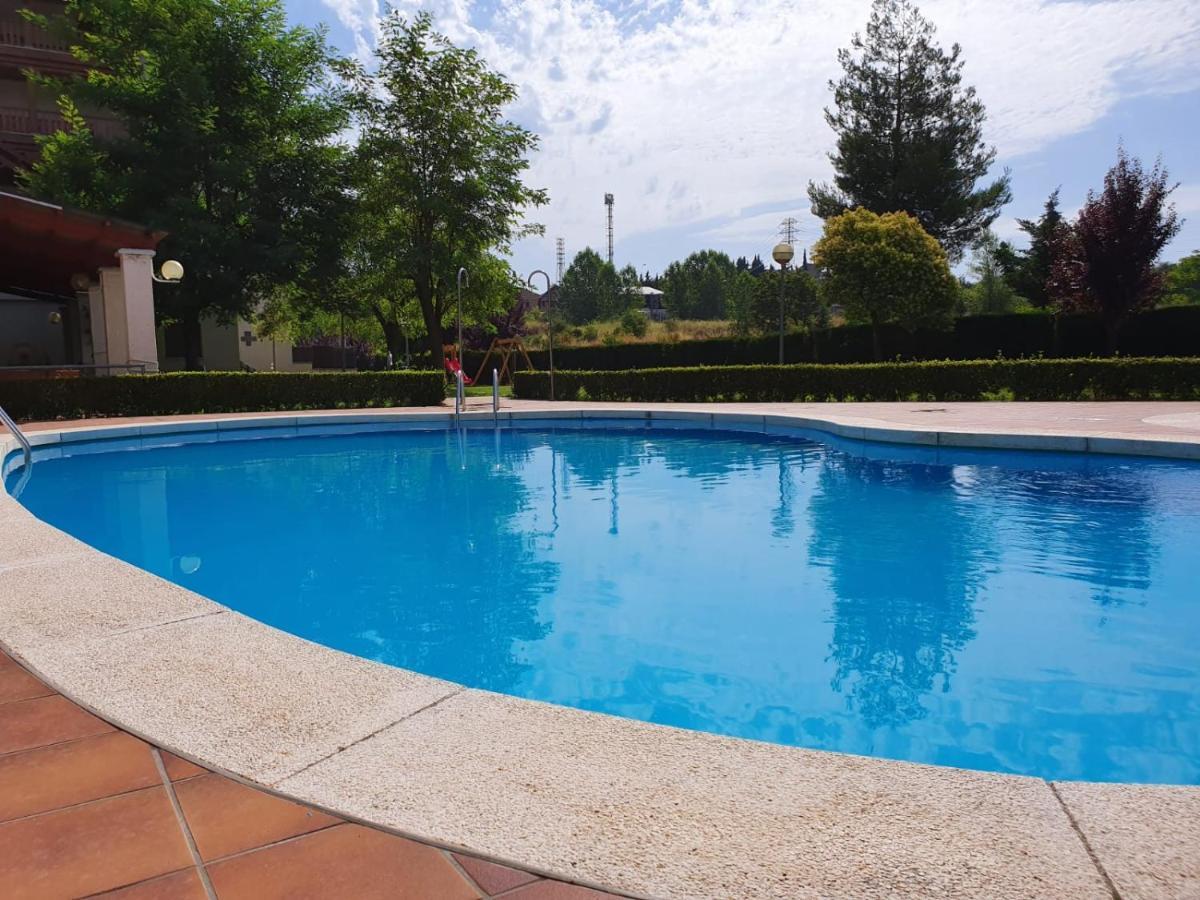 Apartamento Goxoa Jaca Exterior foto