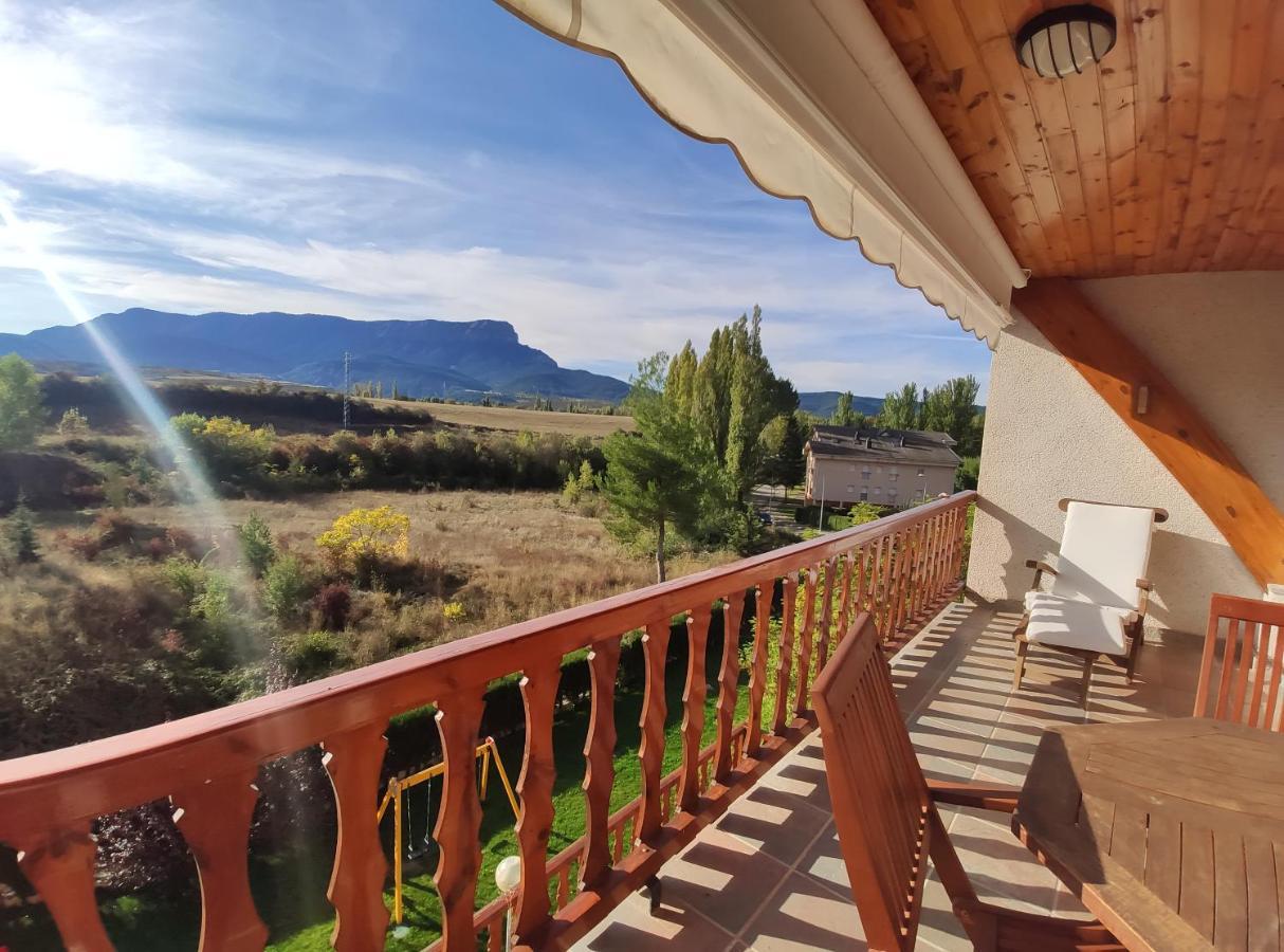 Apartamento Goxoa Jaca Exterior foto